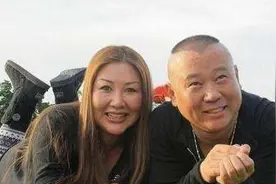 22年前，郭德纲和于谦各自的妻子，成了他们命中最硬的贵人图片