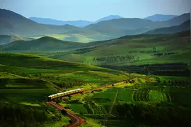 李明圣：论环境图片