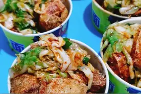 国足臭豆腐 特色摊位小吃技术图片