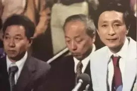 郎平始终是我偶像，殿堂级体育解说宋世雄聊解说之道与女排精神图片