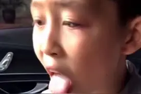 童言有忌！小男孩实力吐槽妈妈长得丑，网友：眼神纯真，话语残忍图片