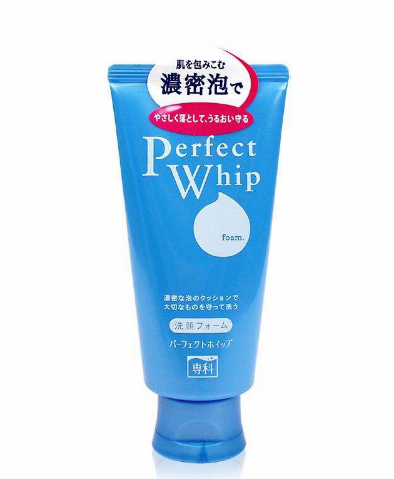 雅顿绿茶身体乳瓶装有塑封吗