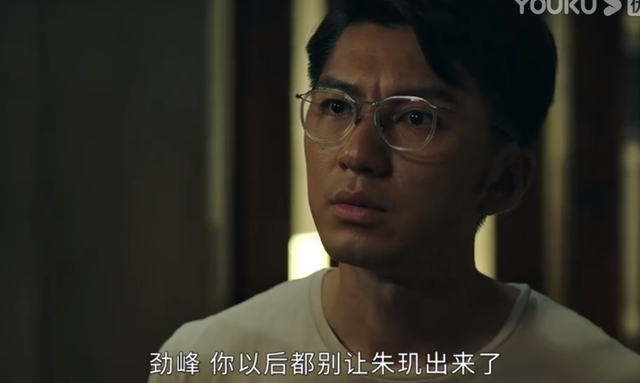 21年前的童年阴影片，演得那么烂，也不妨碍她封神