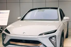 试驾蔚来汽车，那种推背感真是爽图片
