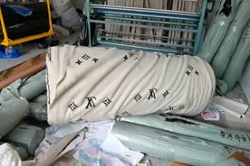1个亿！勾结LV专柜柜员制假售假，假包还植入芯片防假图片