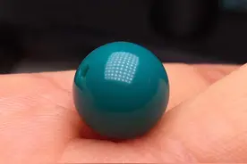 极品高瓷玉化料，直径17mm，重7克绿松石，瓷釉级、毕业级别图片