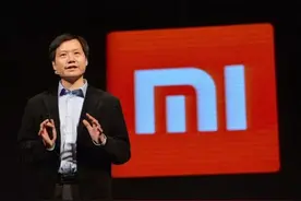 北京首富诞生，手握1千亿的现金，背后还站着香港首富李嘉诚图片