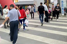 湖北襄阳-唐城影视基地图片