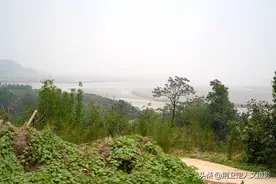 黄河岸边发现1个小山村，村民说里边住着“八仙”，啥情况图片