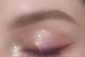 姑娘，你脸上的光闪到我了图片