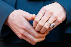 细数凯特王妃九年来佩戴过哪些戒指？你就只知道著名的蓝宝石吗？图片