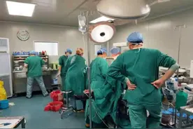 产房传喜讯，一上午十个娃全是男孩？医生感慨：讨媳妇越来越难了图片