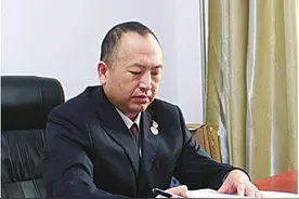 迫于经济压力把妻子接回家 结果发生人间惨剧图片