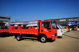 蓝牌最多拉两吨，买黄牌又没有B照，这是蓝牌轻卡超载的理由吗？图片