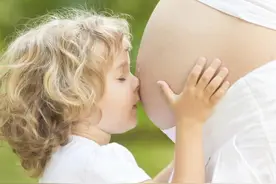 同样是怀二胎，姐姐吐到生，妹妹却从不孕吐，区别和胎儿有关图片