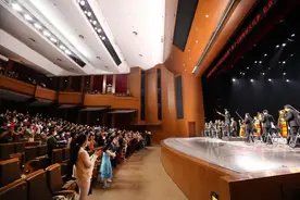 歌唱祖国！刚刚，海淀这里的一幕太燃了！图片