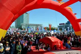“五一”期间酒泉大型汽车展销活动人气爆棚图片