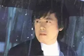 张宇与妻子十一郎为爱子庆生，22岁儿子罕露面，比老爸高大帅气图片