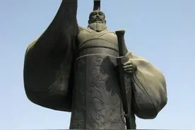 儒家鹬蚌相争，法家渔翁得利，势如水火的儒法两家由相杀走向相爱图片