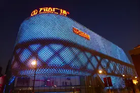 万达为何至今不上市，并非王健林真的钱多，许家印的境遇说明一切图片