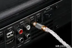 听歌方便导航清晰，车用AUX音频线畅享美妙悠扬音乐图片