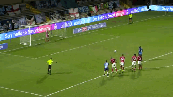 20年等一球，200斤的“足坛奥尼尔”终于圆梦图片