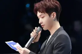 连做PD三年的张艺兴，他说30岁后或许要去培养自己的练习生了图片