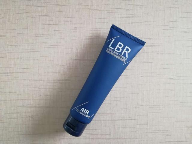 2020年8款巨好用洗面奶，谁用谁变帅