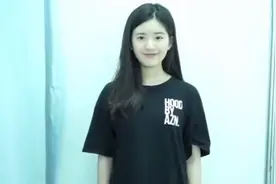 她曾被吐槽胖，却在这个视频里逆袭，赵露思的18岁值得你一看图片