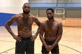 韦德被誉为是矮了5cm的乔丹 他的天赋有多好？腹肌犹如巧克力图片