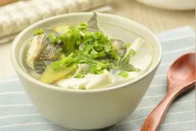美食分享：黄骨鱼豆腐汤、淡菜冬瓜汤、红枣冬菇汤的简单做法图片