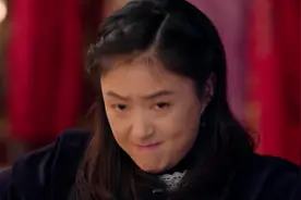 刘嘉玲强行装嫩，蒋欣力大如牛，新《半生缘》满屏一星闹太套图片