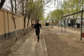 400米障碍，不一样的军旅青春！图片