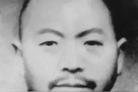 他每个月给新四军送20万银元，李先念对他很感激，58岁却含冤去世图片