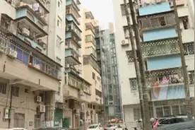 时隔28年突然想起买过一套房，登门发现有陌生人占了！谁才是房主？图片