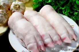 猪蹄分“前后”，买错了肉质差白花钱，记住5点，不被肉贩忽悠图片
