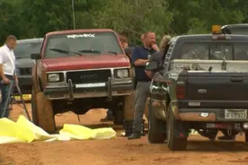 三名美国男子到湖边夜钓全部惨遭杀害，凶案现场令人毛骨悚然图片