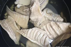 泡笋干，用冷水泡就错了，教你一招，半小时能泡好，笋干又肥又嫩图片