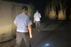 荒唐！多名女学生跑进浙江深山追星，对警察叫嚣：不叫明星来不下山图片