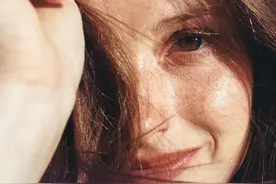 真正懂护肤的人才不信“24h保湿”的鬼话！解决干燥，这2点最重要图片