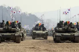 一名士兵在三八线摔了一跤，都让韩军高度紧张，生怕闹出大事图片