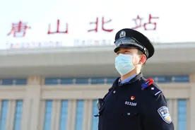 铁警小丁：点滴小事见真情图片