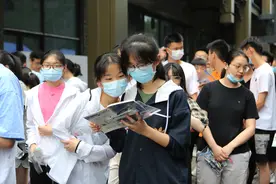 直击2021高考·我来写作文｜成都理工大学学子刘泓瑶：可为与有为图片