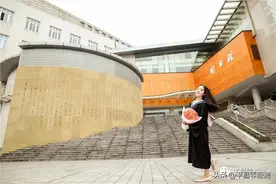 吕林——山不向我来，我便向山去丨「封面女神」第14期图片