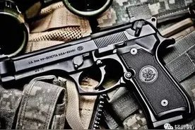 武器：（九）意大利伯莱塔92手枪及其衍生型号图片