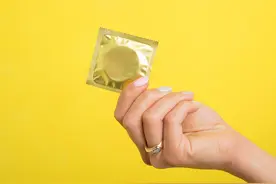 三进三出，杰士邦再次被卖身，安全套生意不好做了？图片