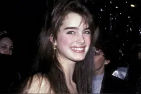 80年代玉女波姬·小丝，曾拒迈克尔求婚，二婚生子7次人工受孕图片