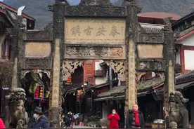 独行青城后山图片