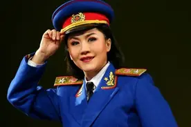 秋收起义走出的女将军，嫉恶如仇，回乡后专门去找毒打过她的前夫图片