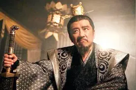 该大臣招待皇帝，可其妻女却被皇帝霸占，连府上女眷都不放过！视频封面